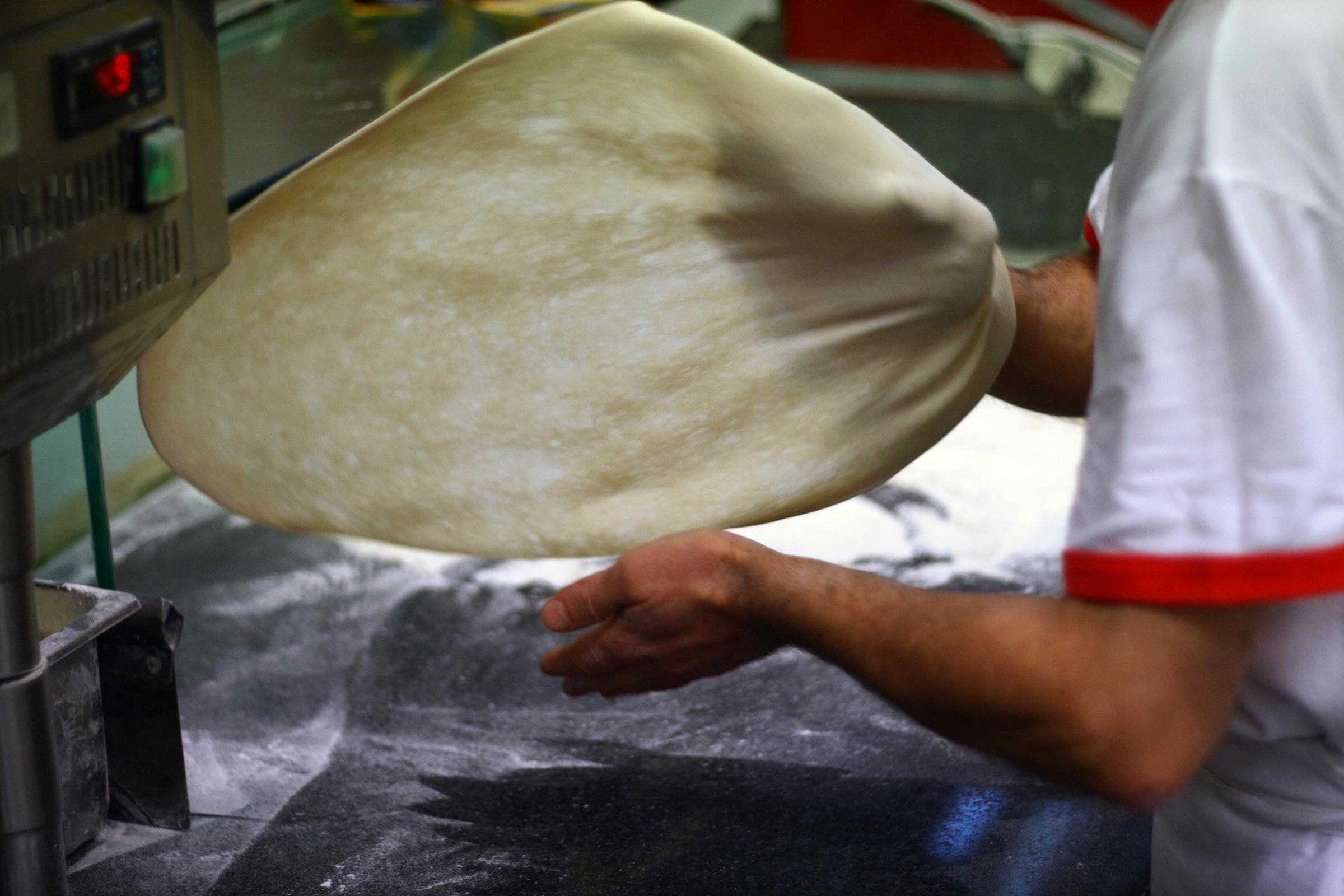 13 things your pizza guy wont tell you long days