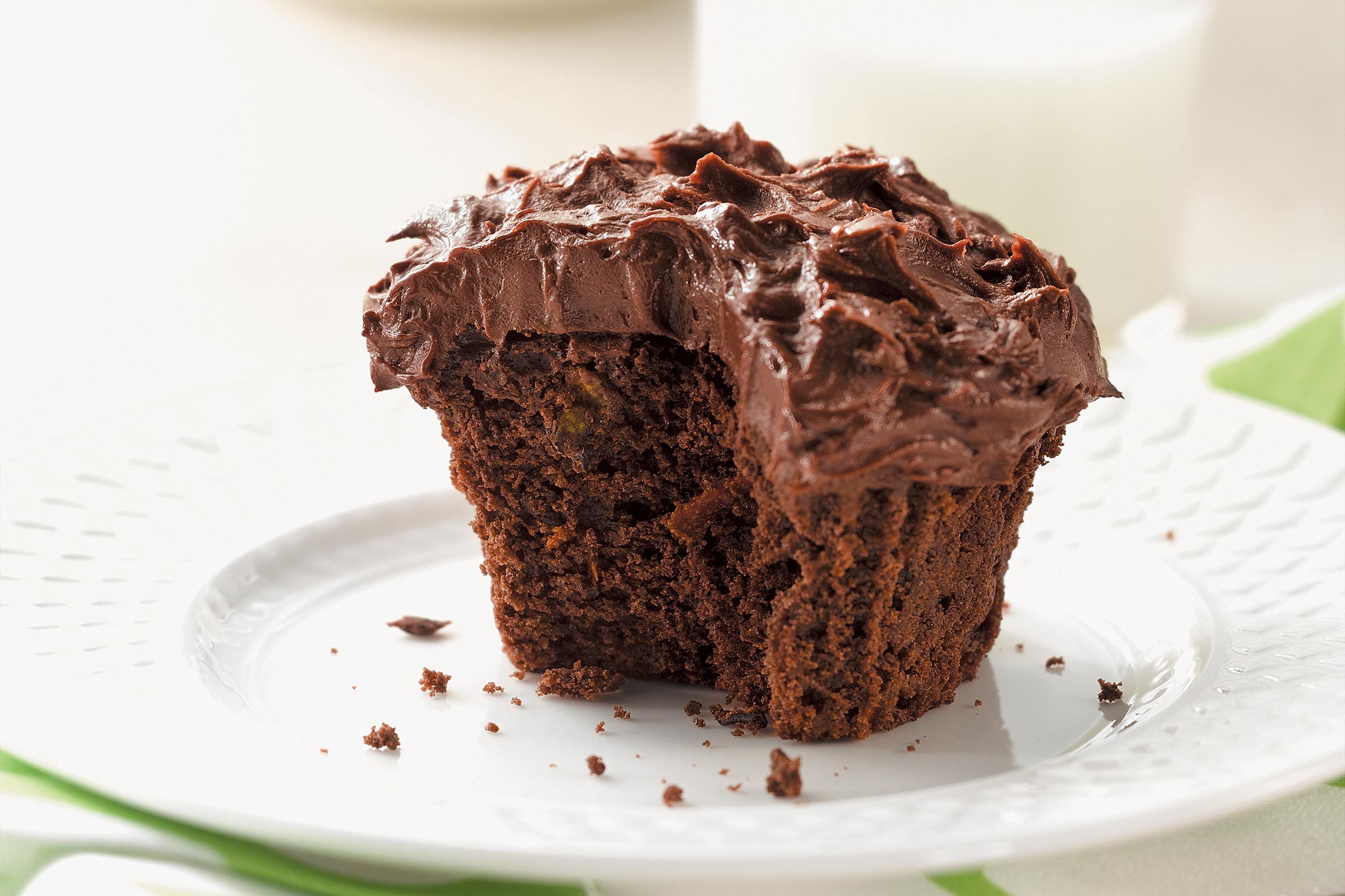 Zucchini_Recipes_Chocolate-Zucchini-Cupcakes