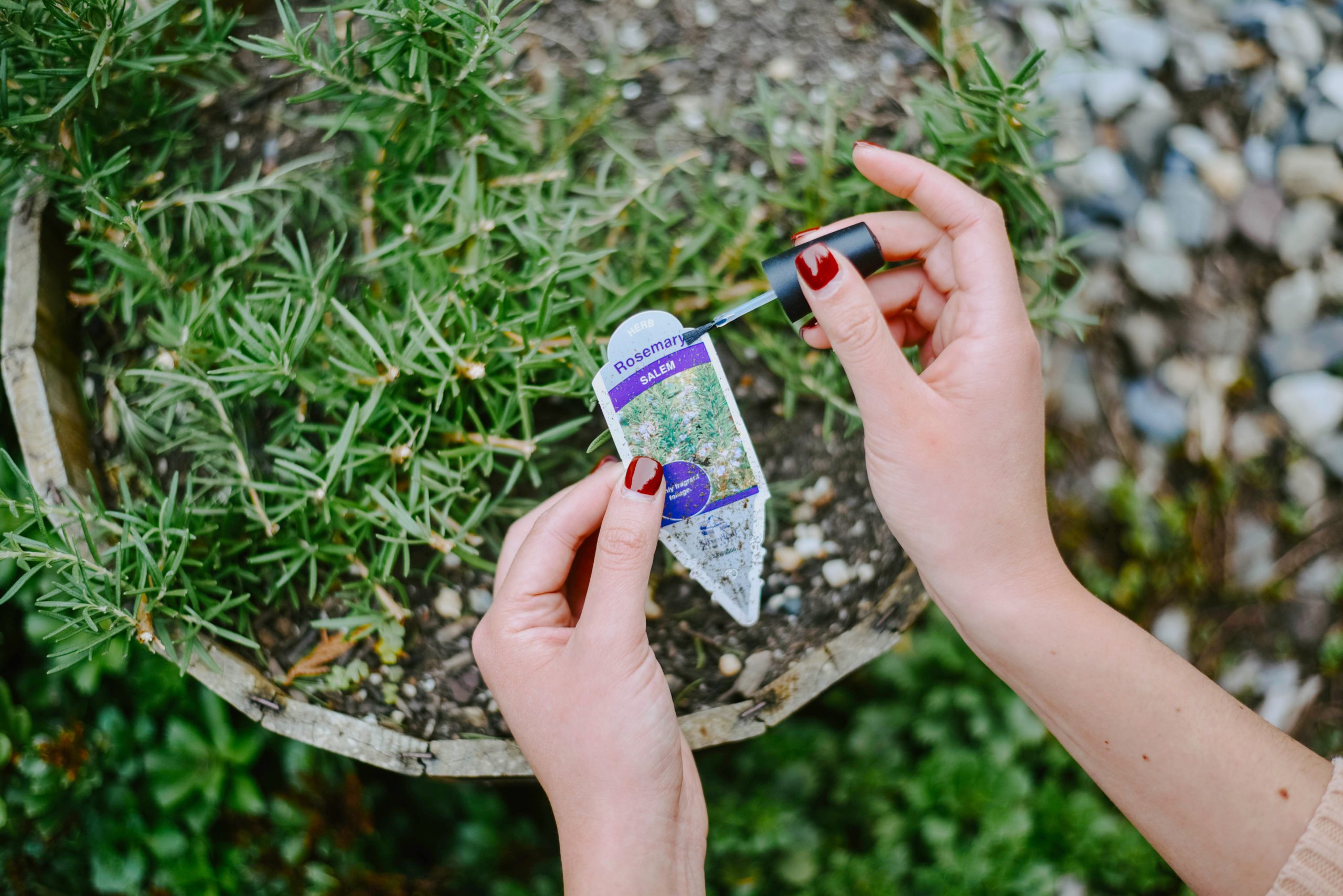 garden label nail polish uses