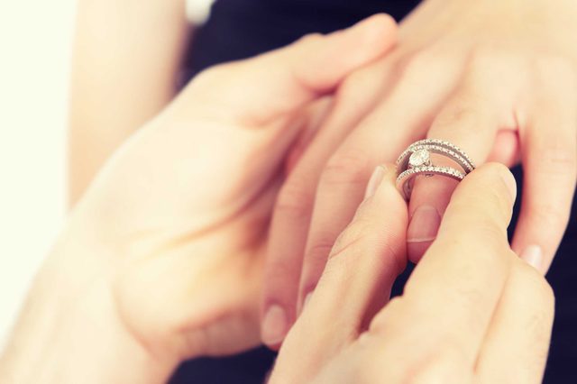 19thingsnottobuyonline_Diamonds