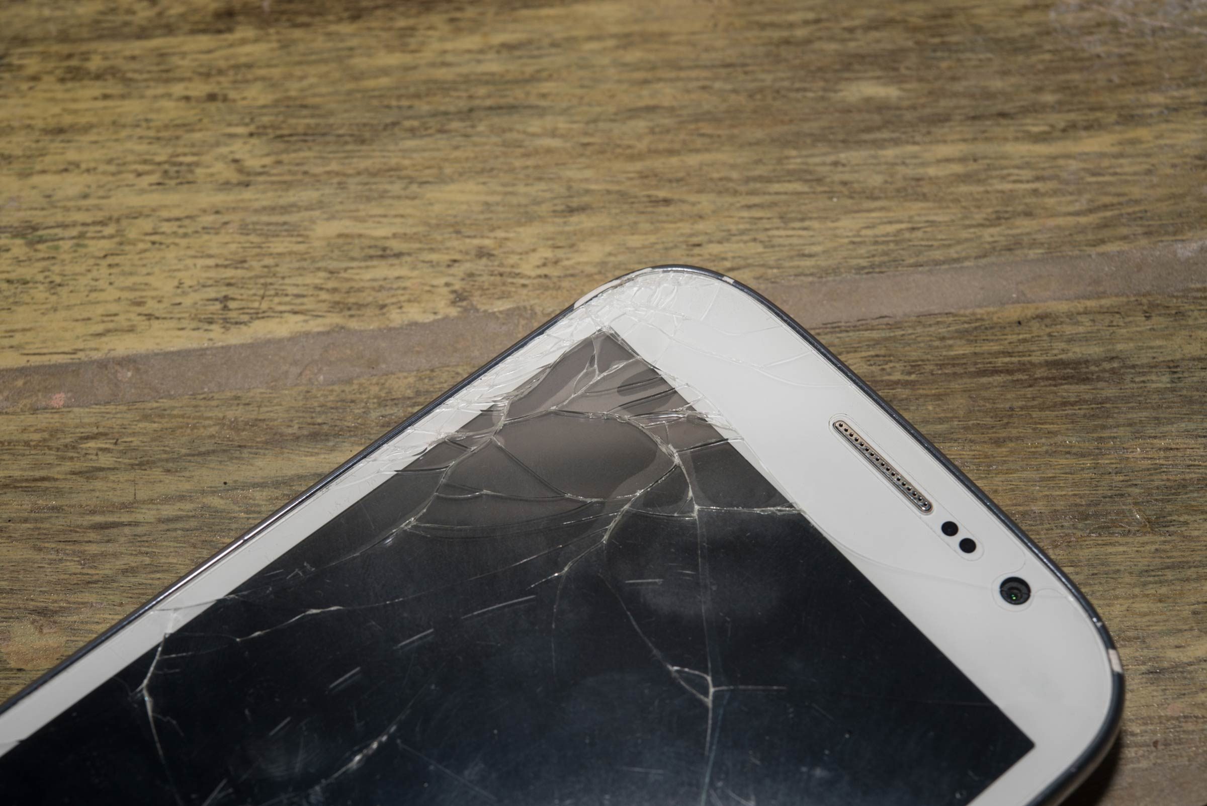 020_Unexpected_ways_toothpaste