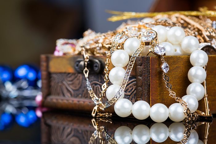 jewlery