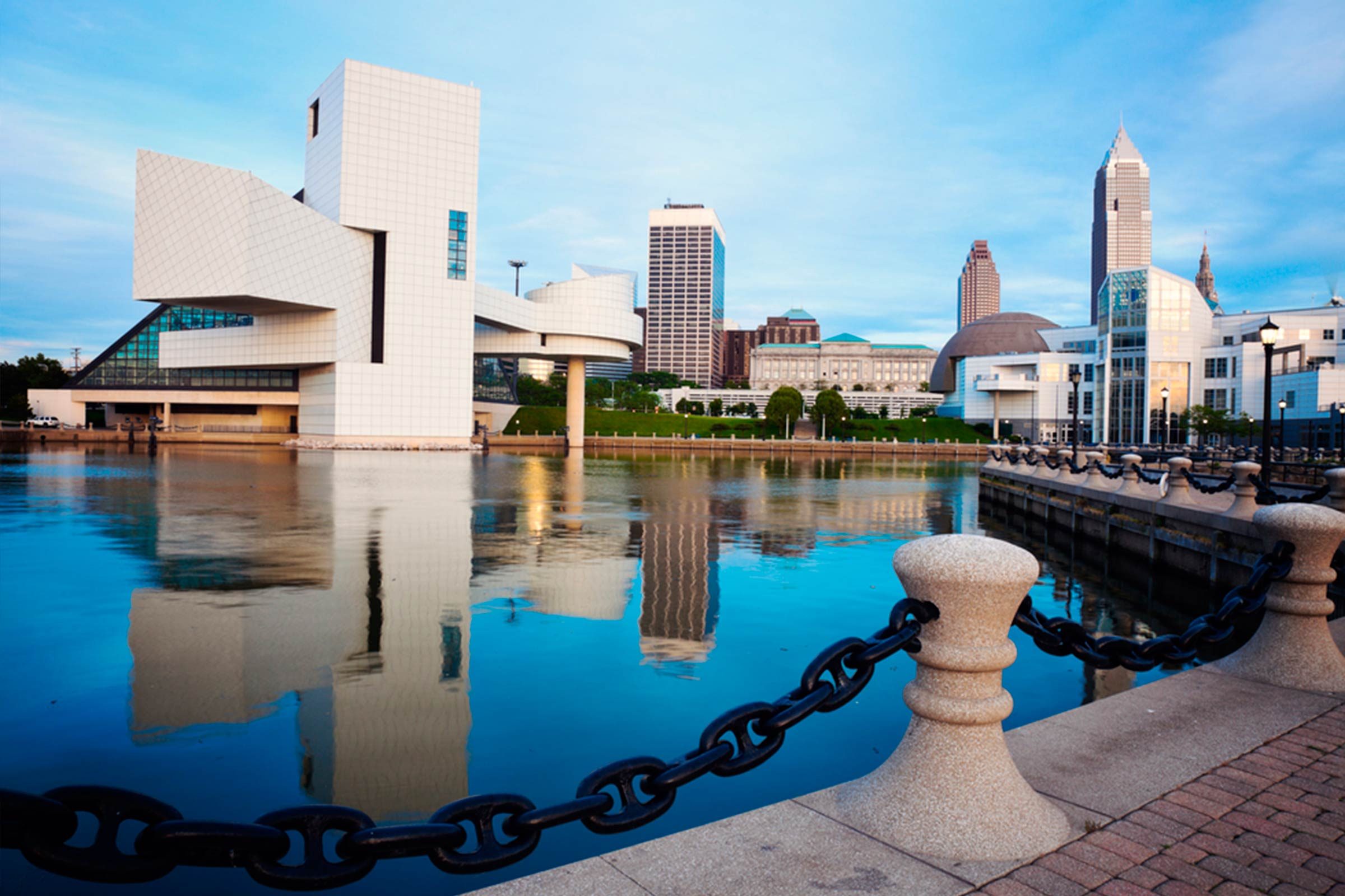 Best-Summer-Weekend-Getaways-You'll-Want-to-Book-This-Second