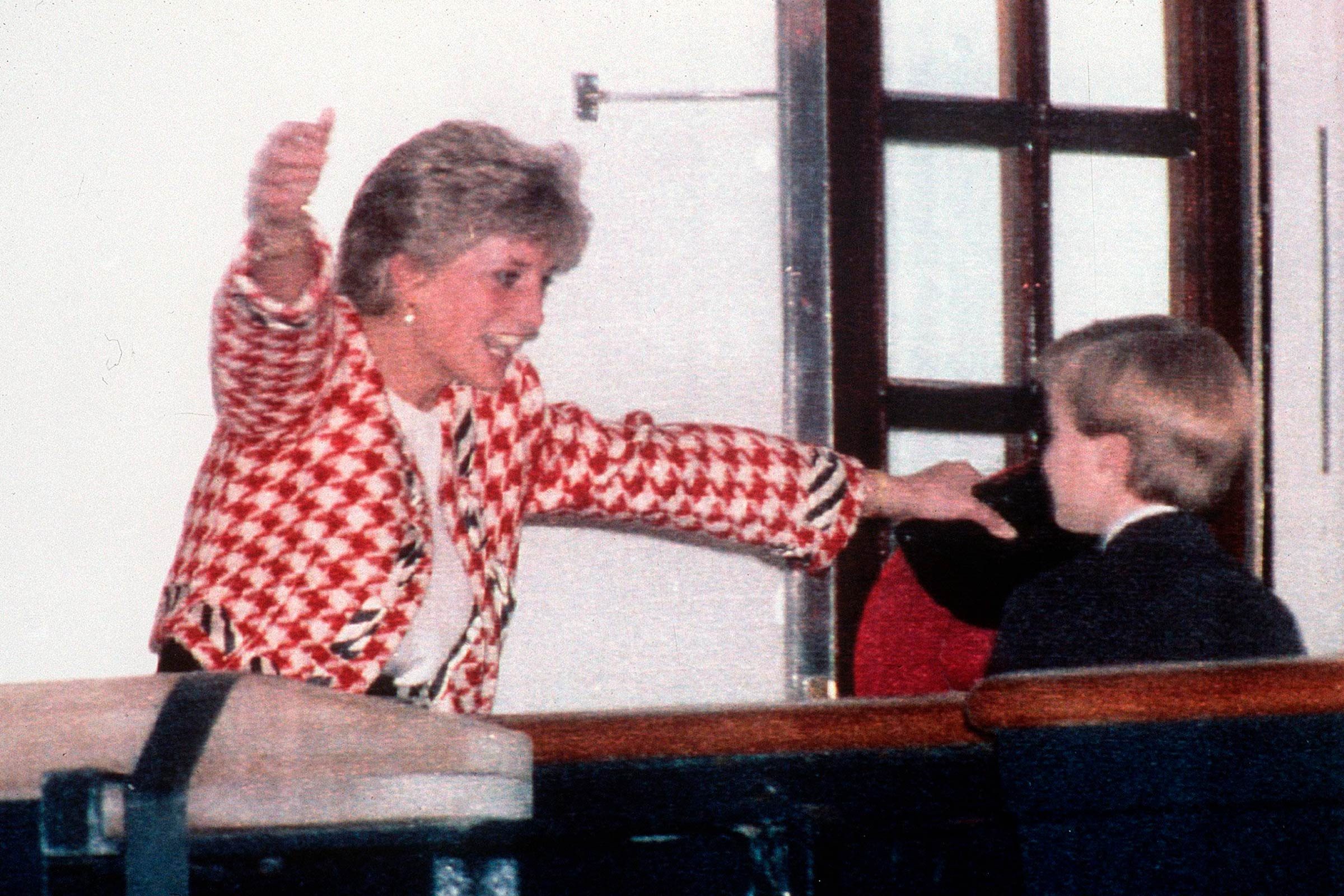 The-Most-Stunning-(But-Rarely-Seen!)-Photos-of-Princess-Diana