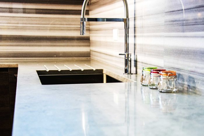 throw a backsplash on it home decor ideas