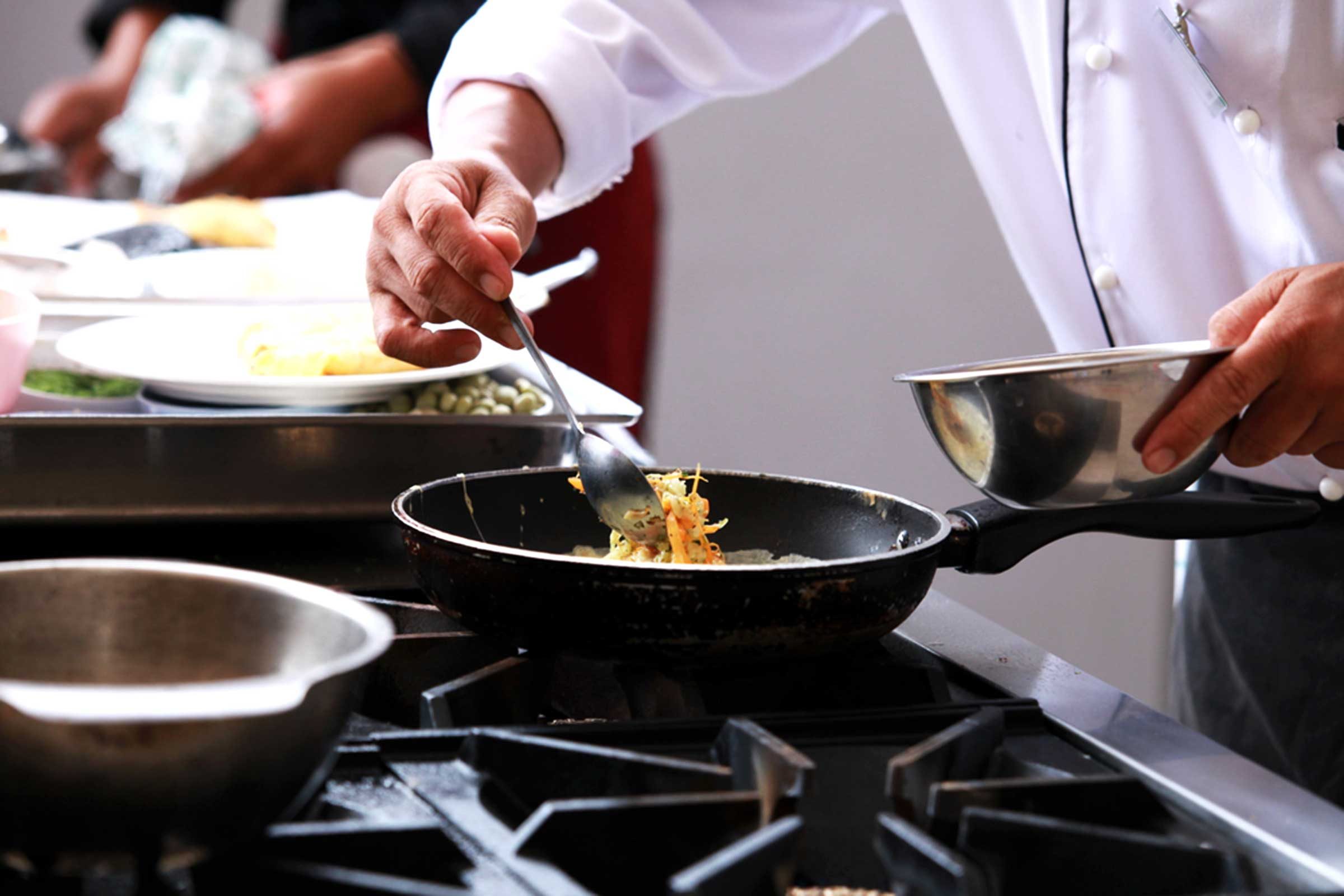 13-kitchen-fault-saranya_292280459-patarapong-saraboon