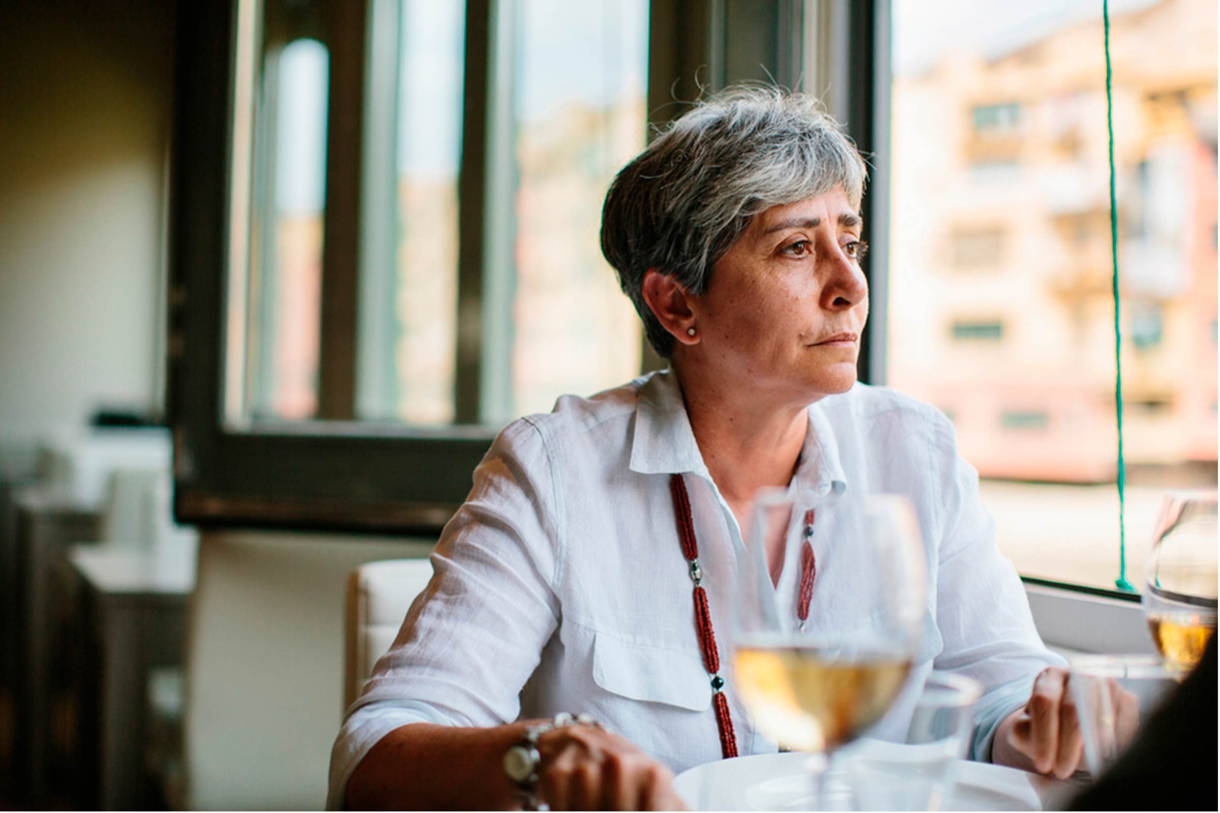 50-nice-things-Secrets-Your-Waiter-Won't-Tell-You_615937610-funkyfrogstock