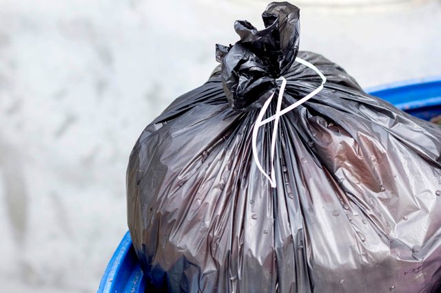 07-throw-Things An Identity Thief Won't Tell You_