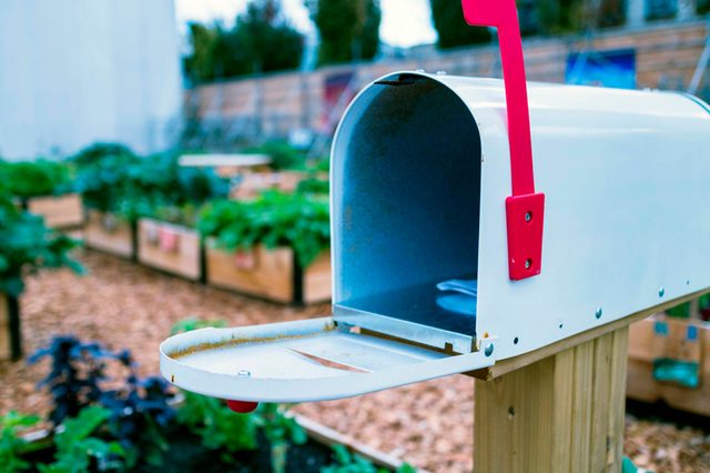 15-unlocked-Things An Identity Thief Won't Tell You_