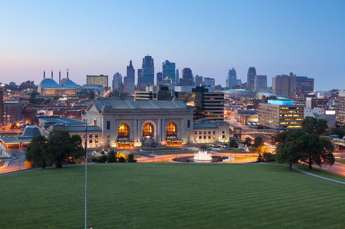 Kansas City. Image of the Kansas City skyline at twilight.