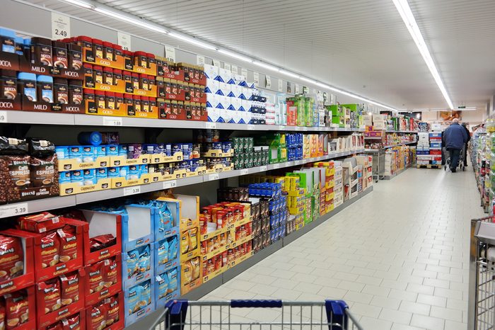 03-aldi-groceries-cheaper-wal-mart-shutterstock_307424672-300x300Slide3