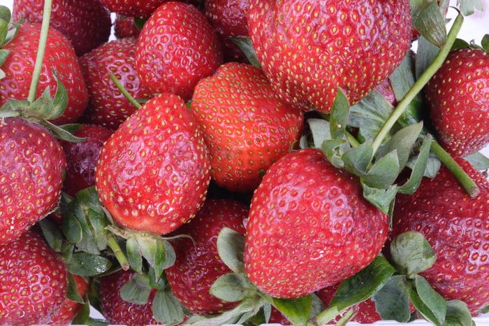 many raw red Strawberry
