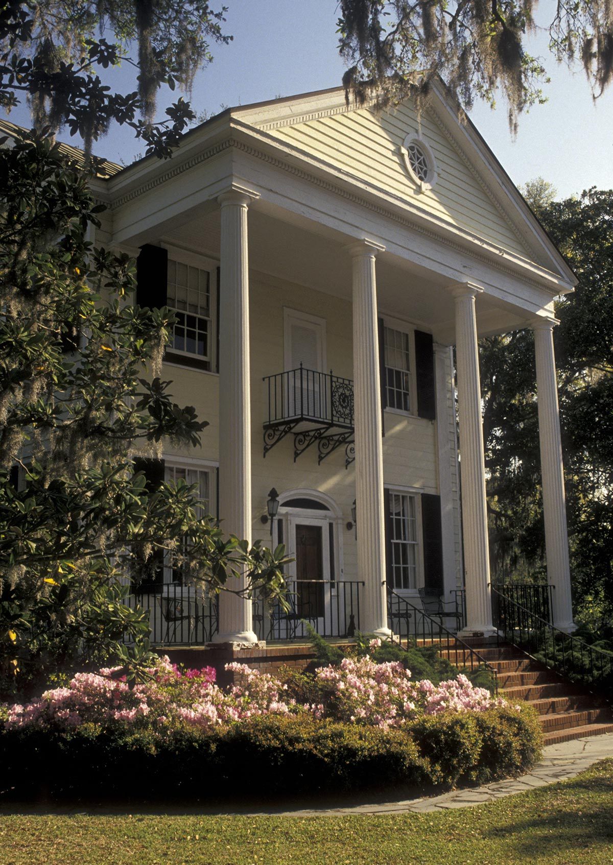 VARIOUS The John Joyner House in the Historic District in the town of Beaufort in the spring, South Carolina