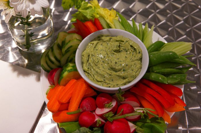 Mayo_Ellie-Kemper_Green-Goddess-Dip