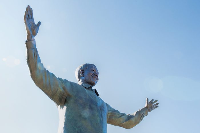 statue of Nelson Mandela