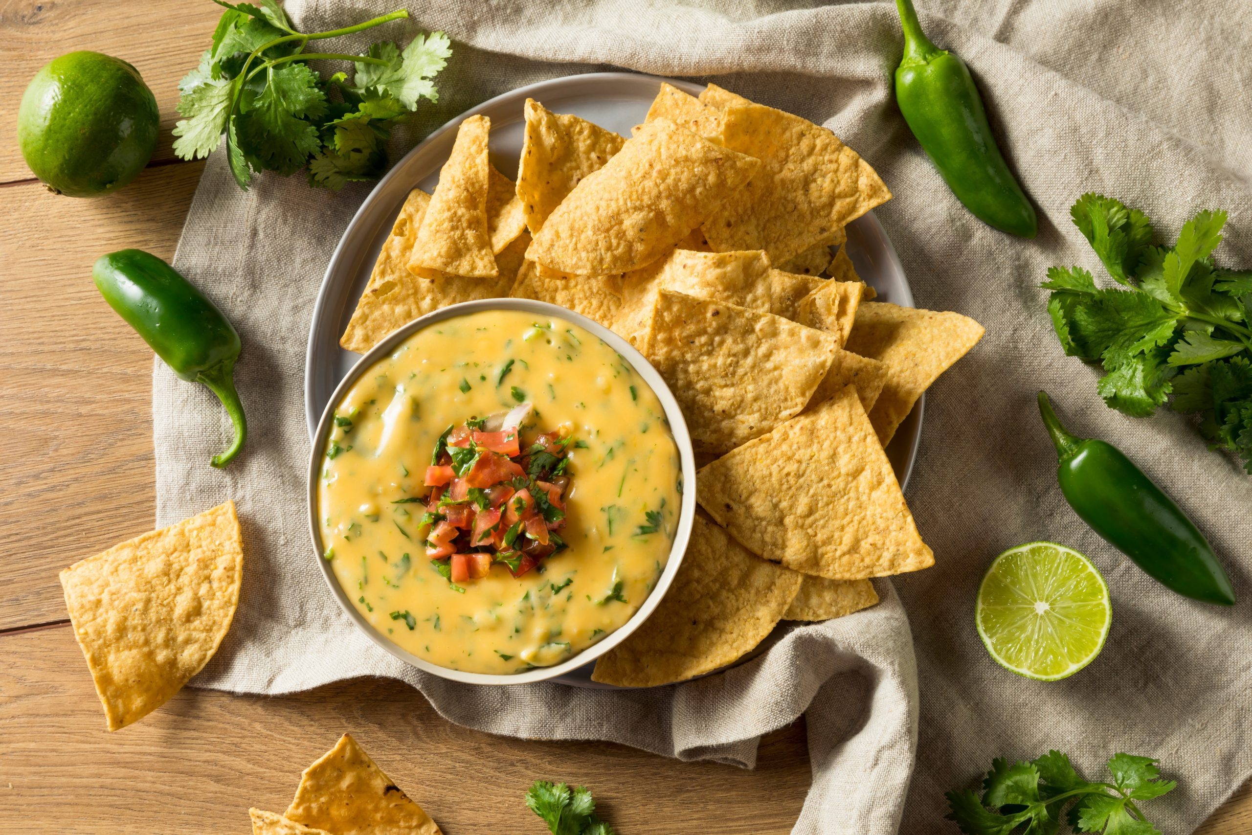 Spicy Homemade Cheesey Queso Dip with Tortilla Chips