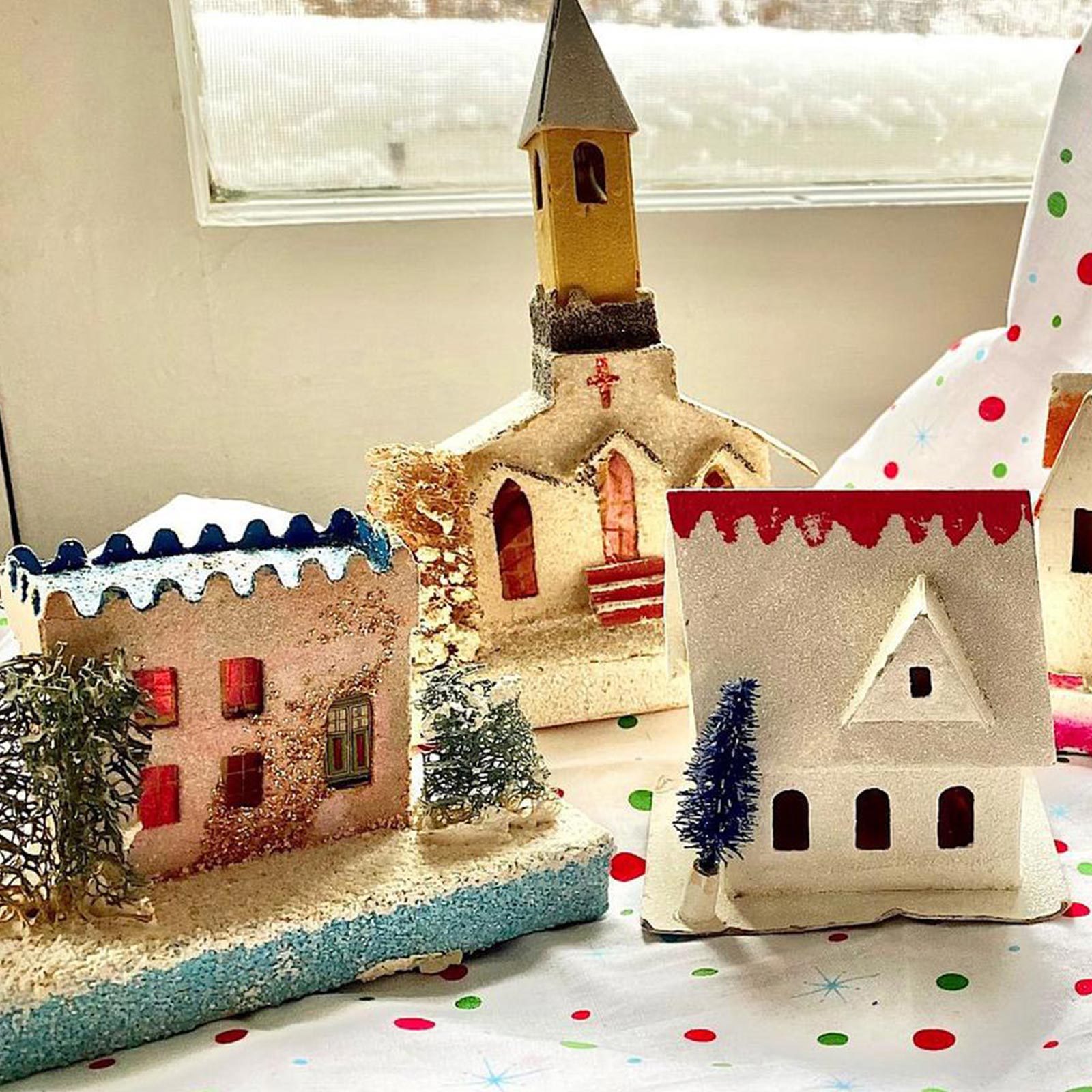 Putz cardboard houses