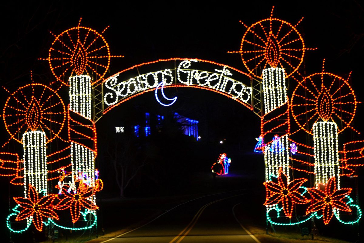 Tanglewood Park Christmas Light Show