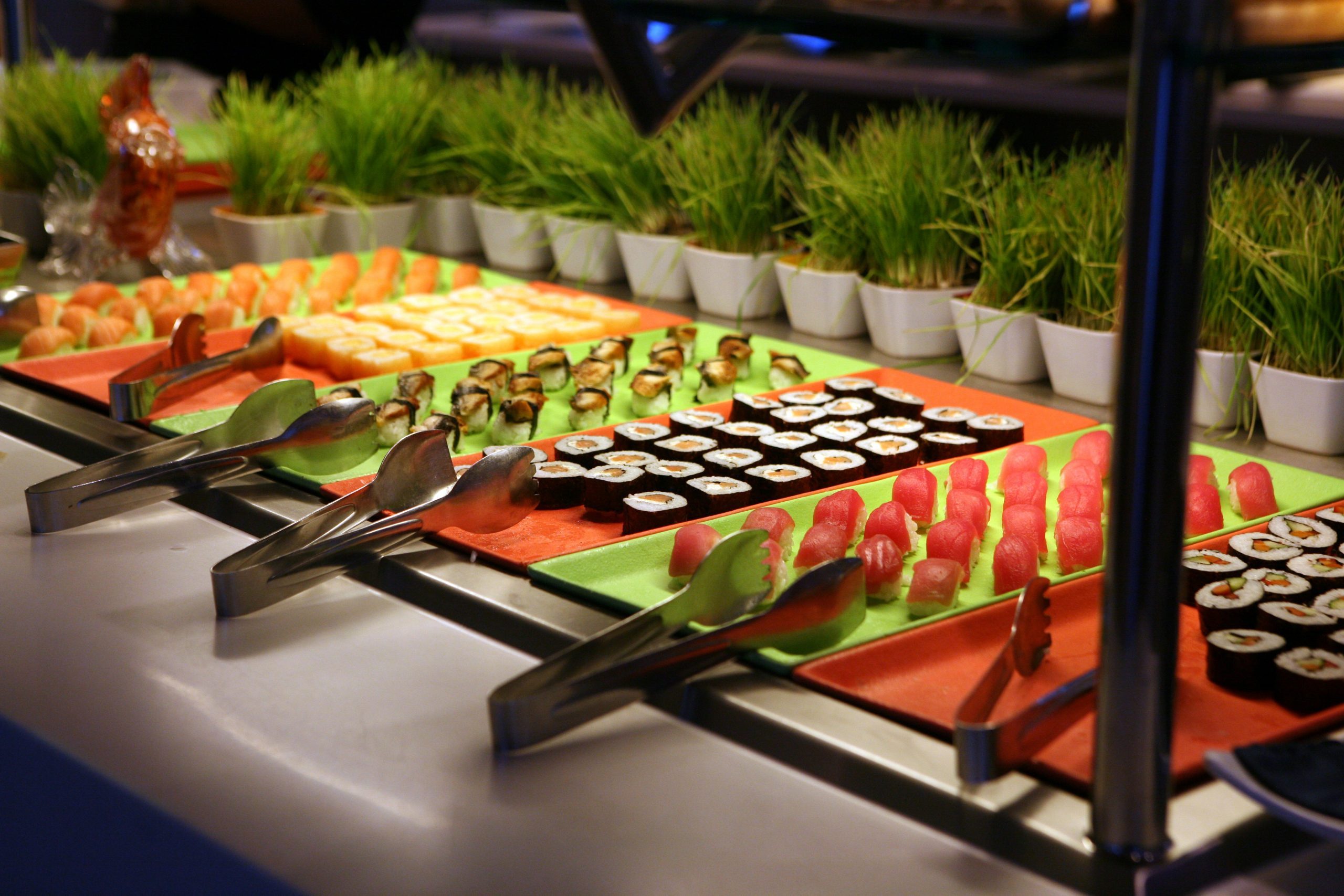 Why You Shouldn’t Touch the Sushi at All-You-Can-Eat Buffets