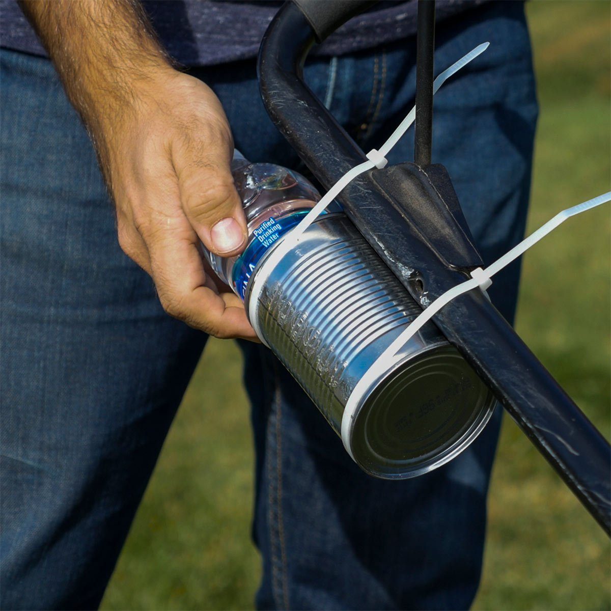 tin can bottle holder
