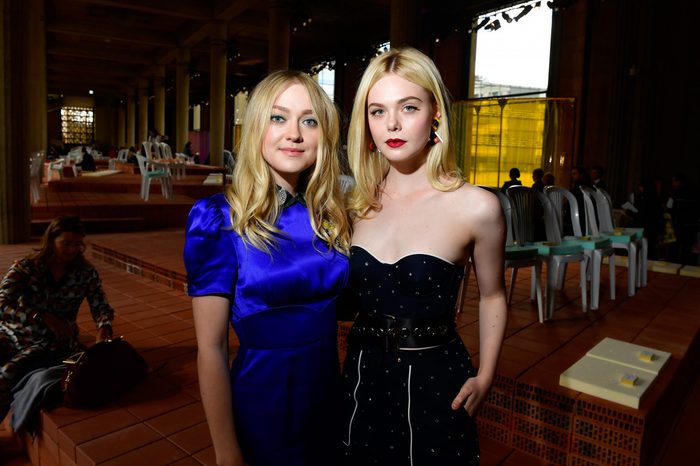 fanning sisters siblings