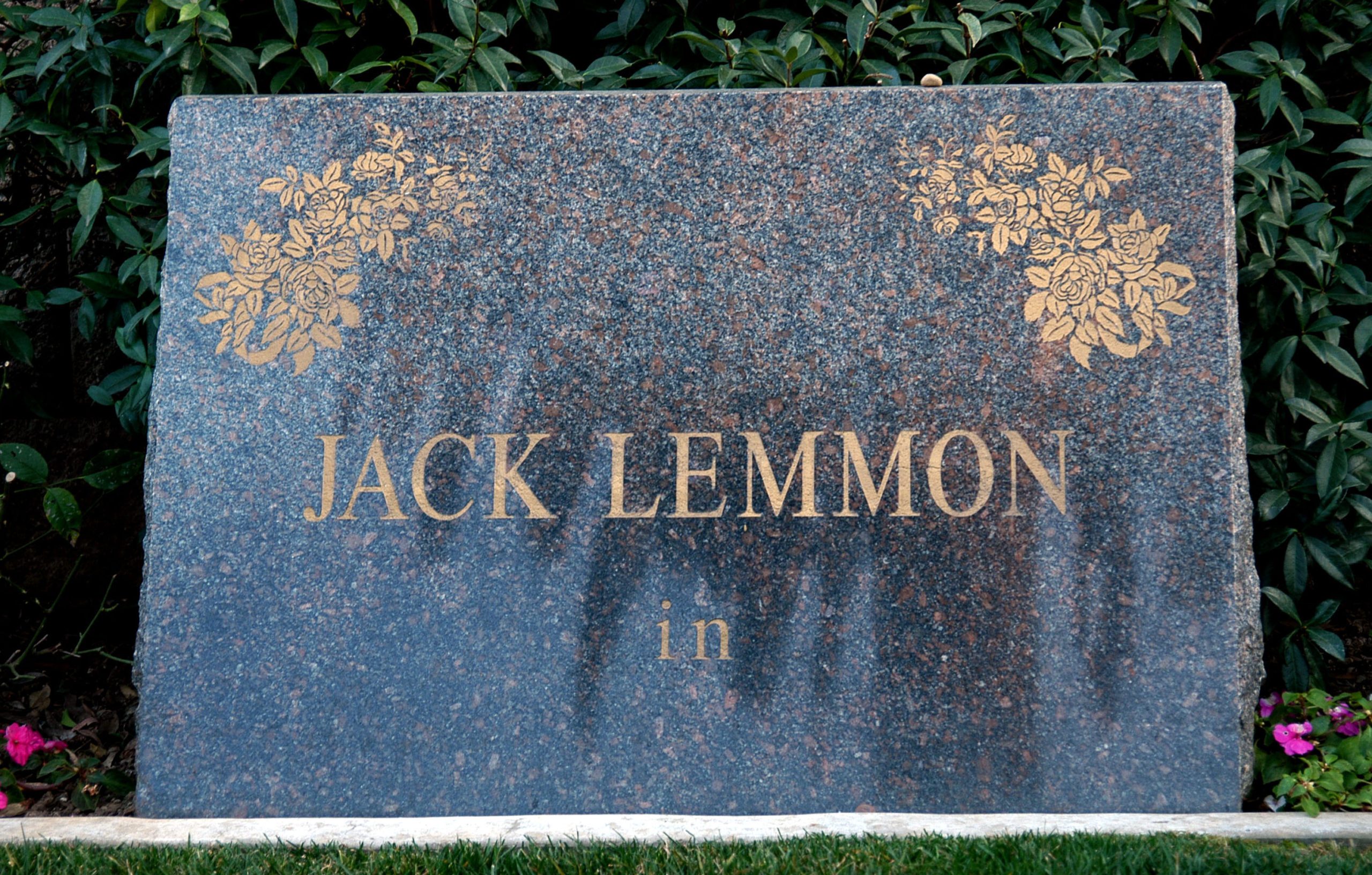 Celebrity Burial Sites and Landmarks
