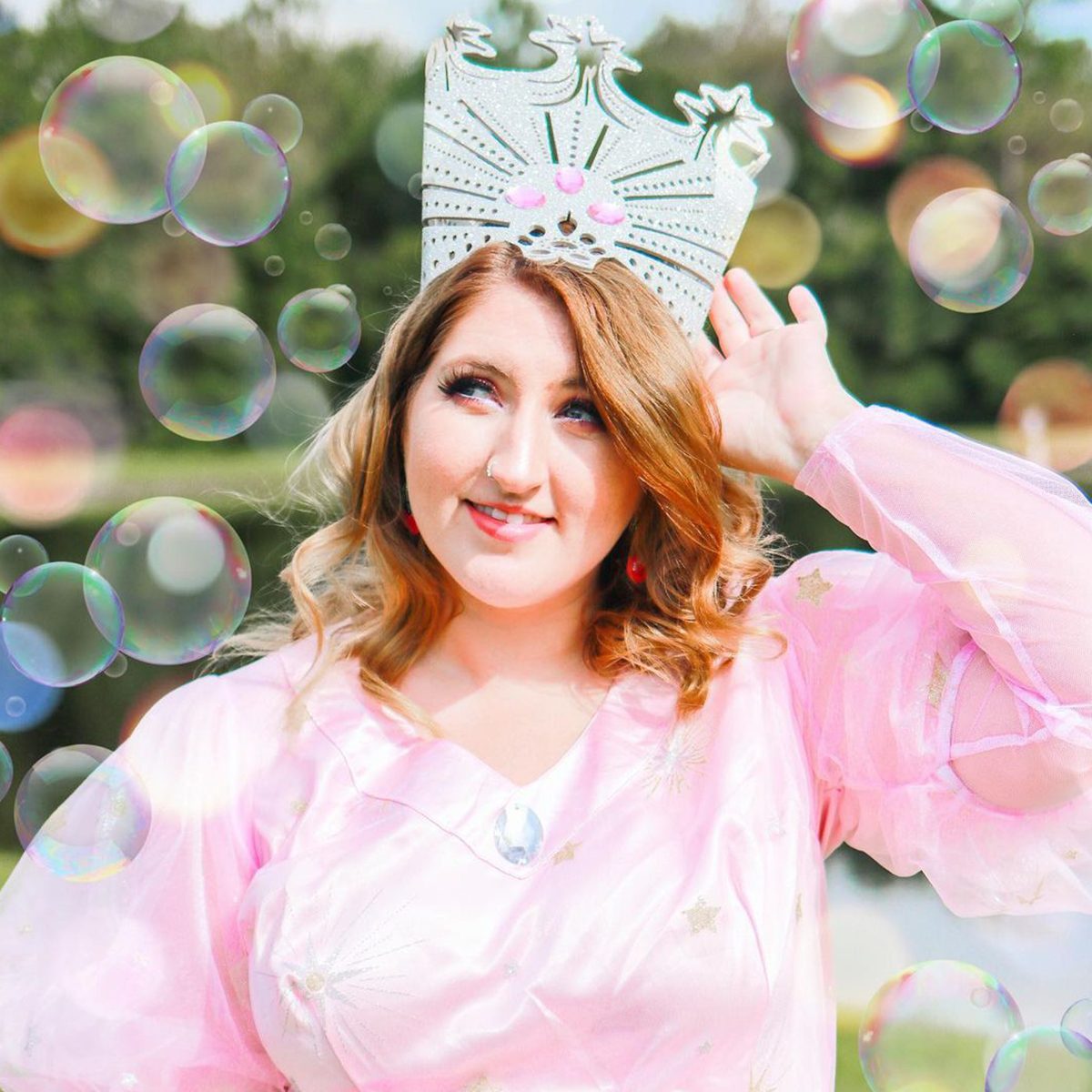 Glinda The Good Witch Halloween Costume