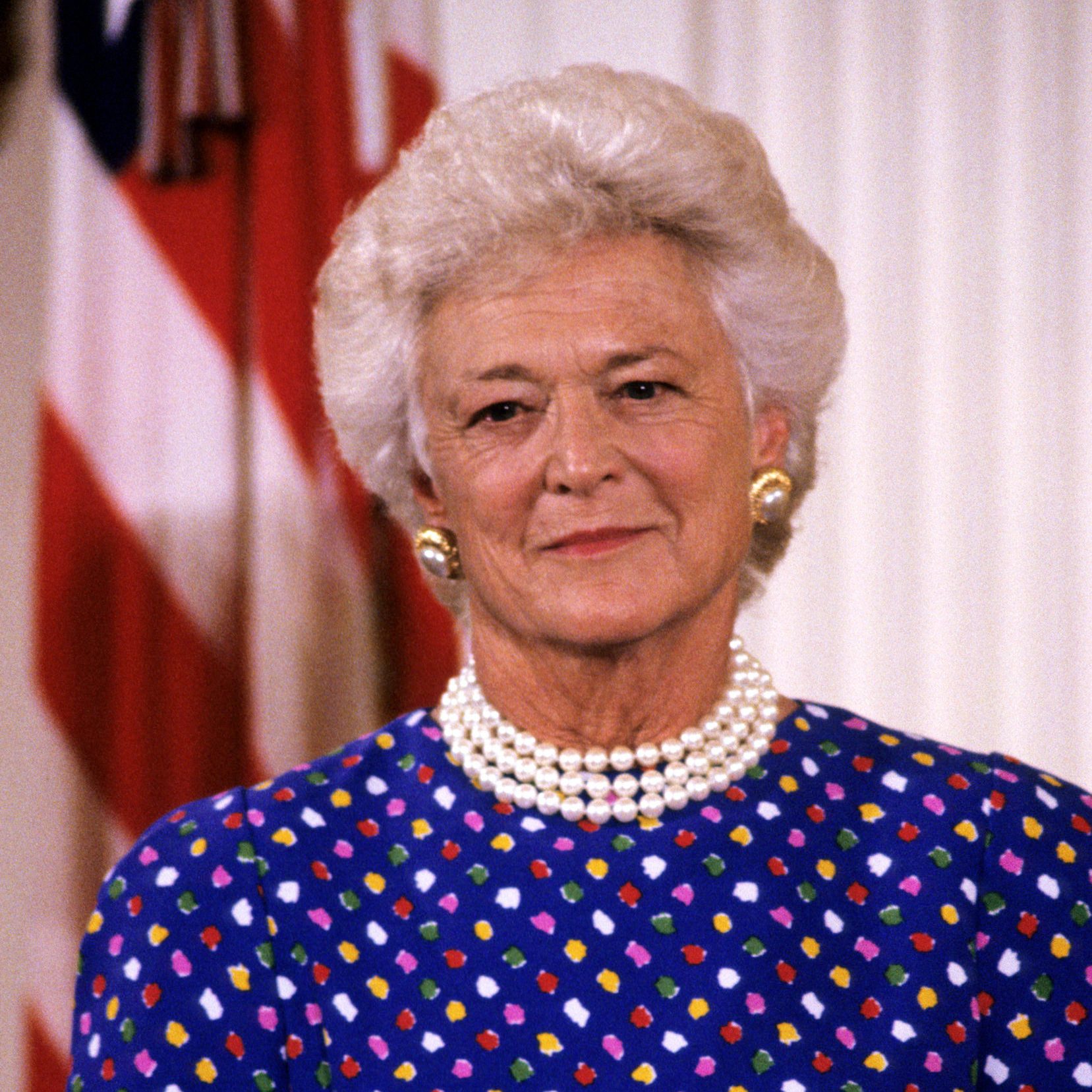 Barbara Bush Hosts Ceremony