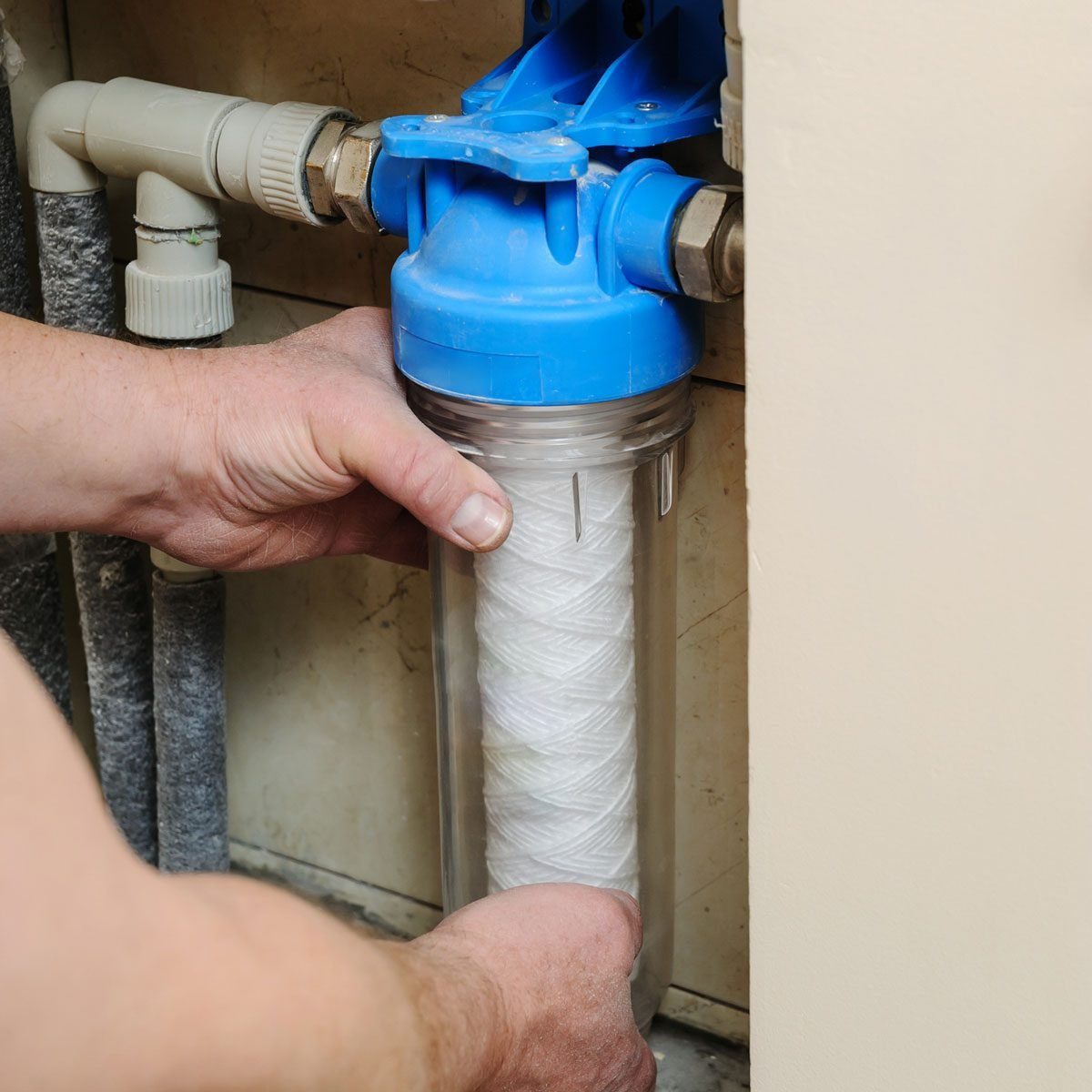 Change Water Filter Gettyimages 659517034