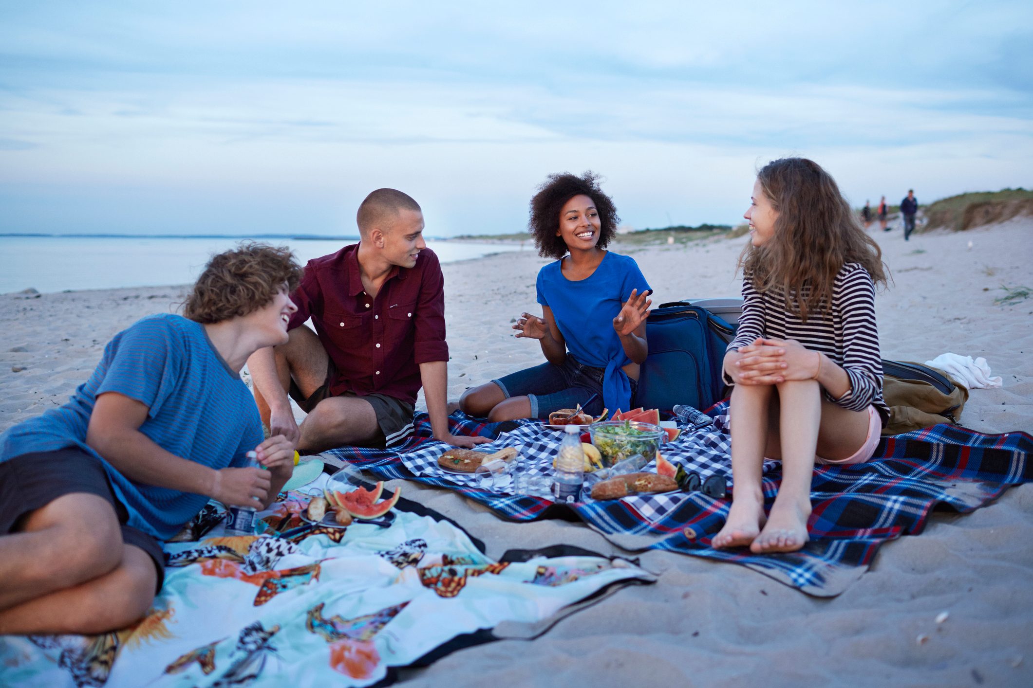 Teenagers telling stories & having a picnic