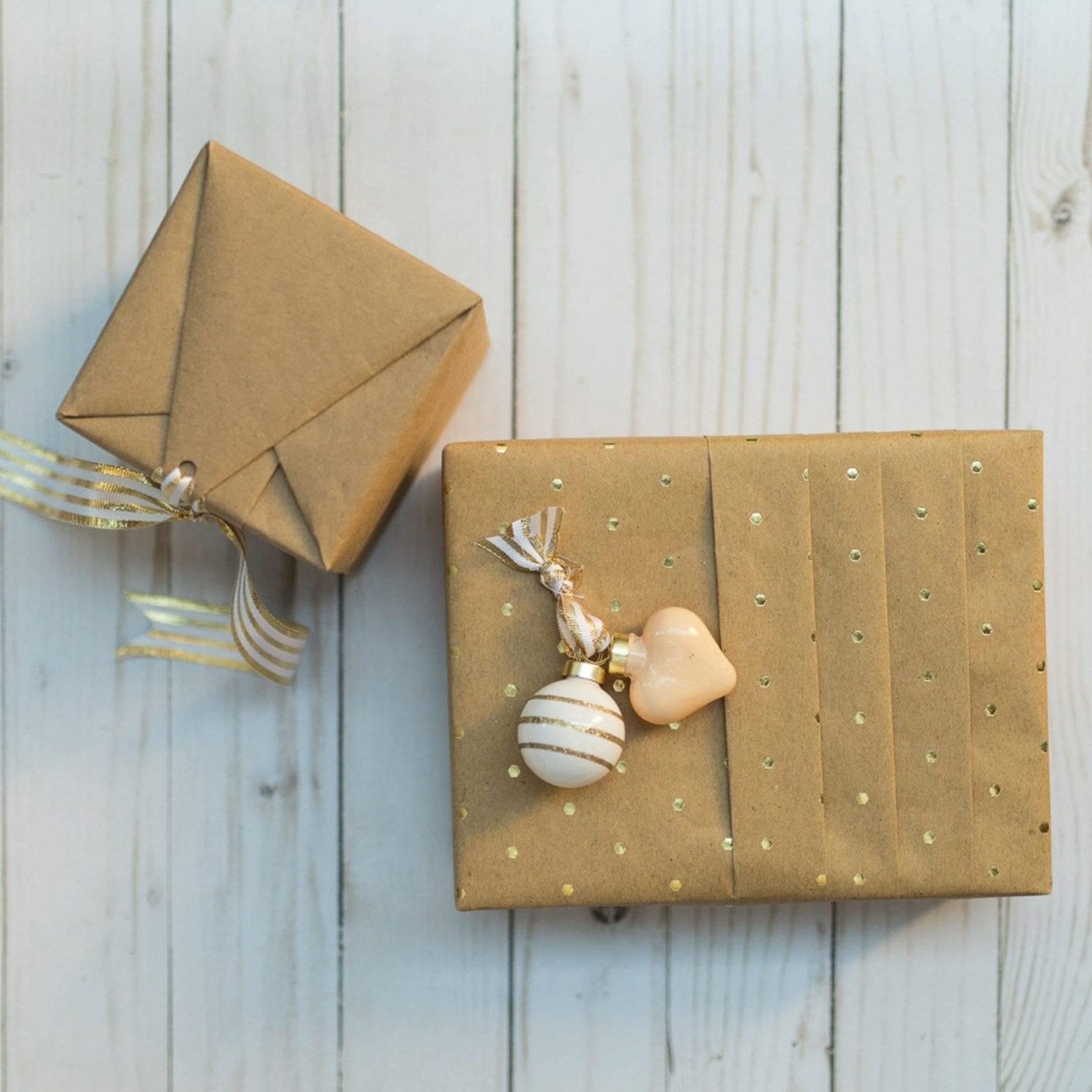 50 Christmas Wrapping Ideas Folded Paper 2