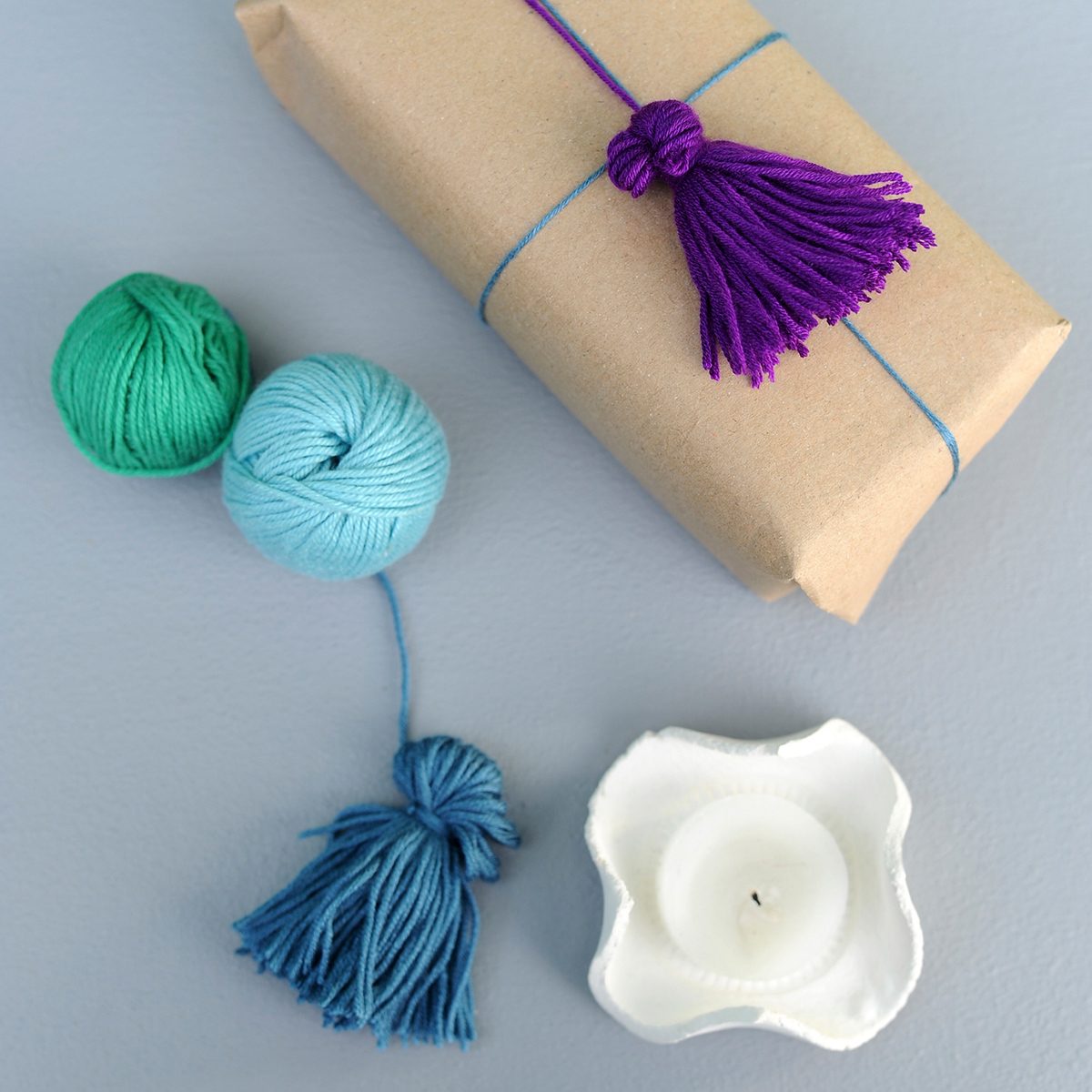 50 Christmas Wrapping Ideas Tassel Ties