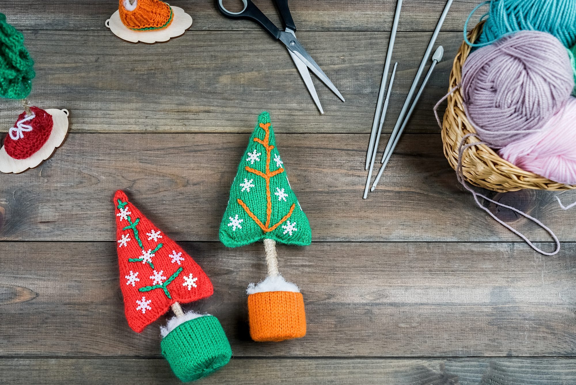 Knitted Christmas trees