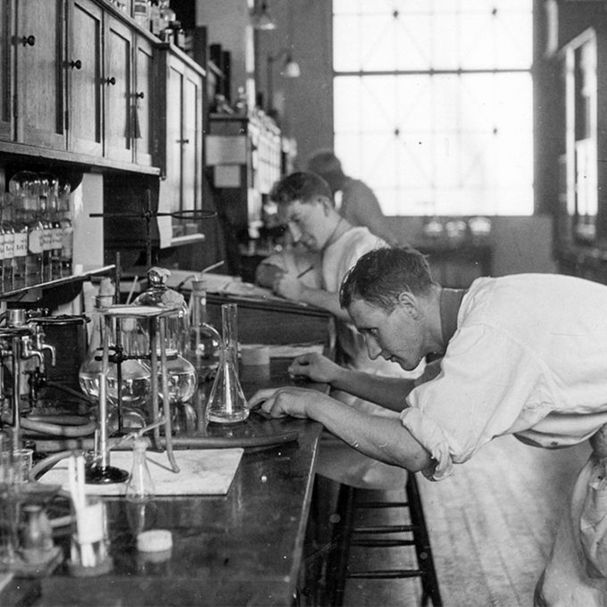 Control Laboratories, 1946 (dartford Museum Display No 83)