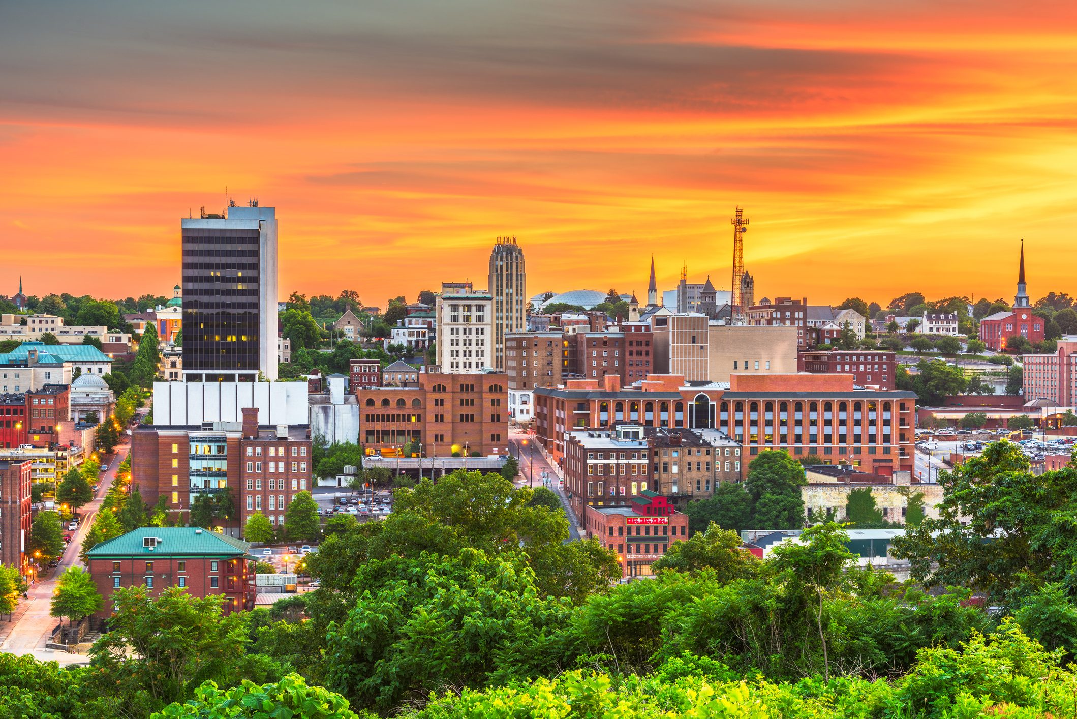 Lynchburg, Virginia, USA downtown city skyline