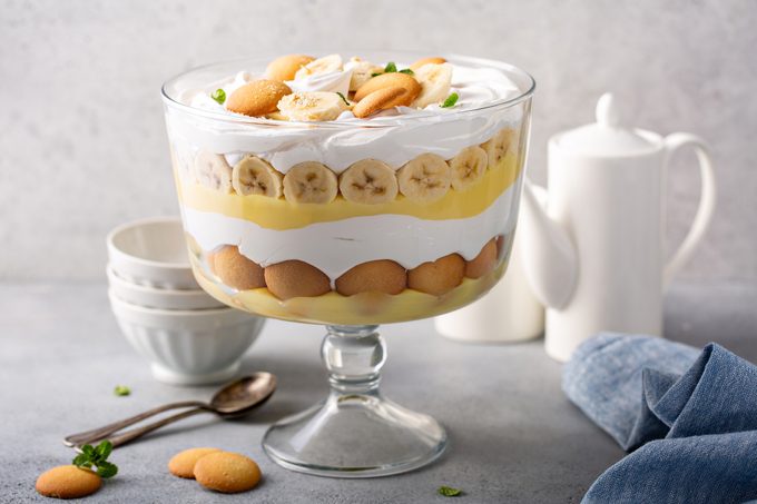 Banana pudding trifle in a large digh