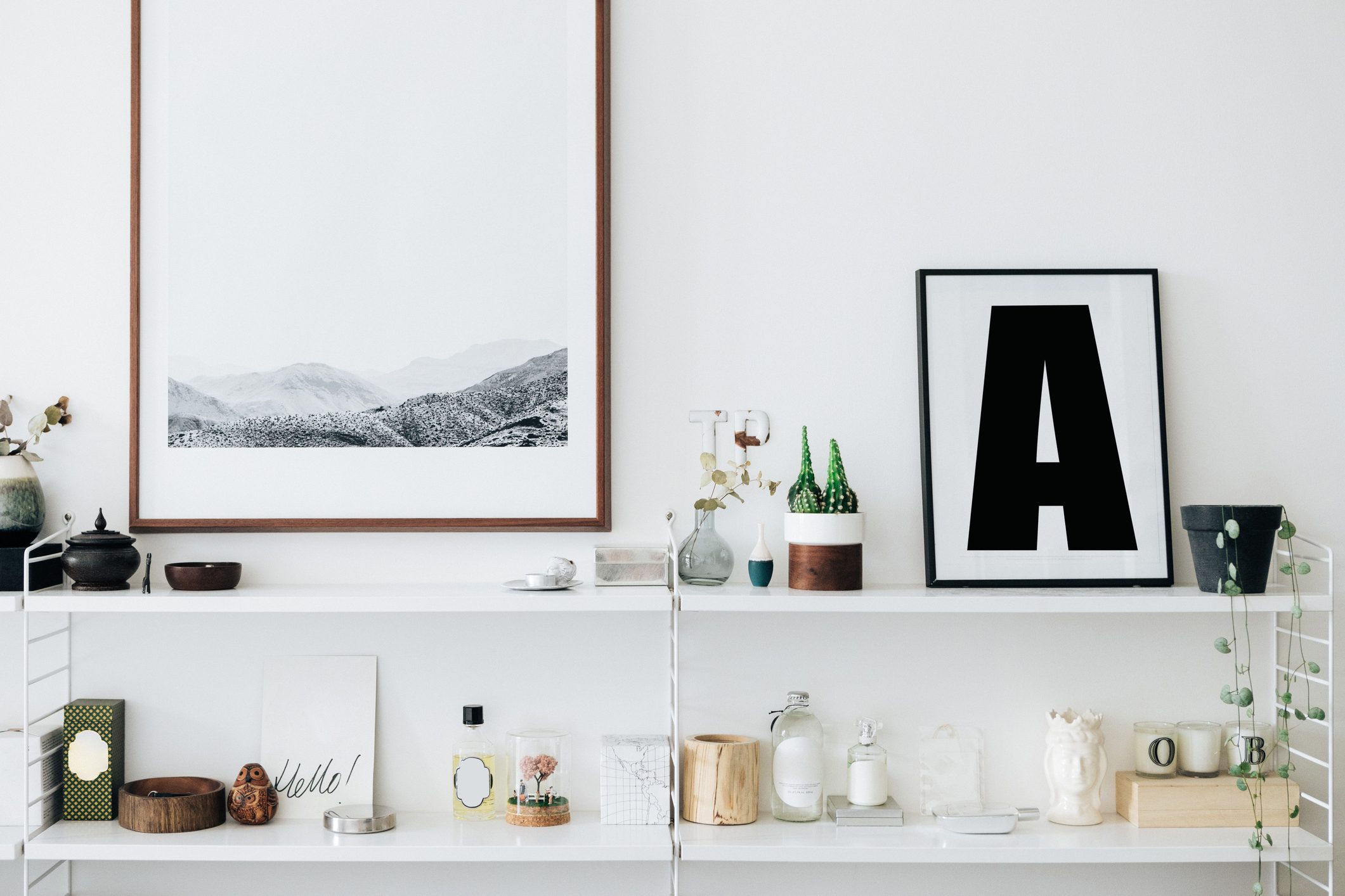 A well decorated and stylish shelving unit