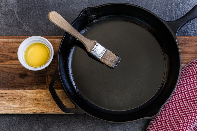 Seasoning a cast iron skillet