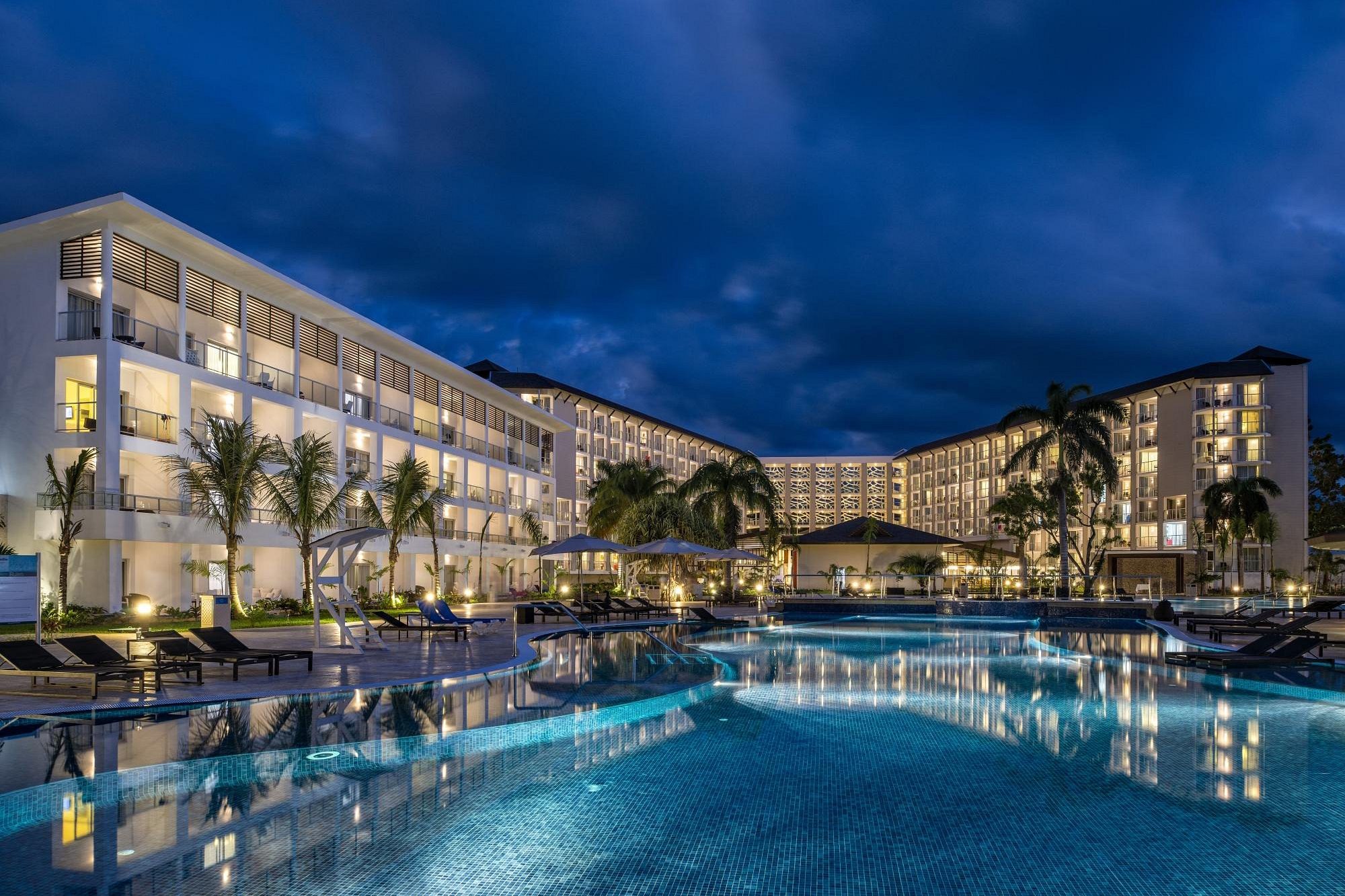 Royalton White Sands