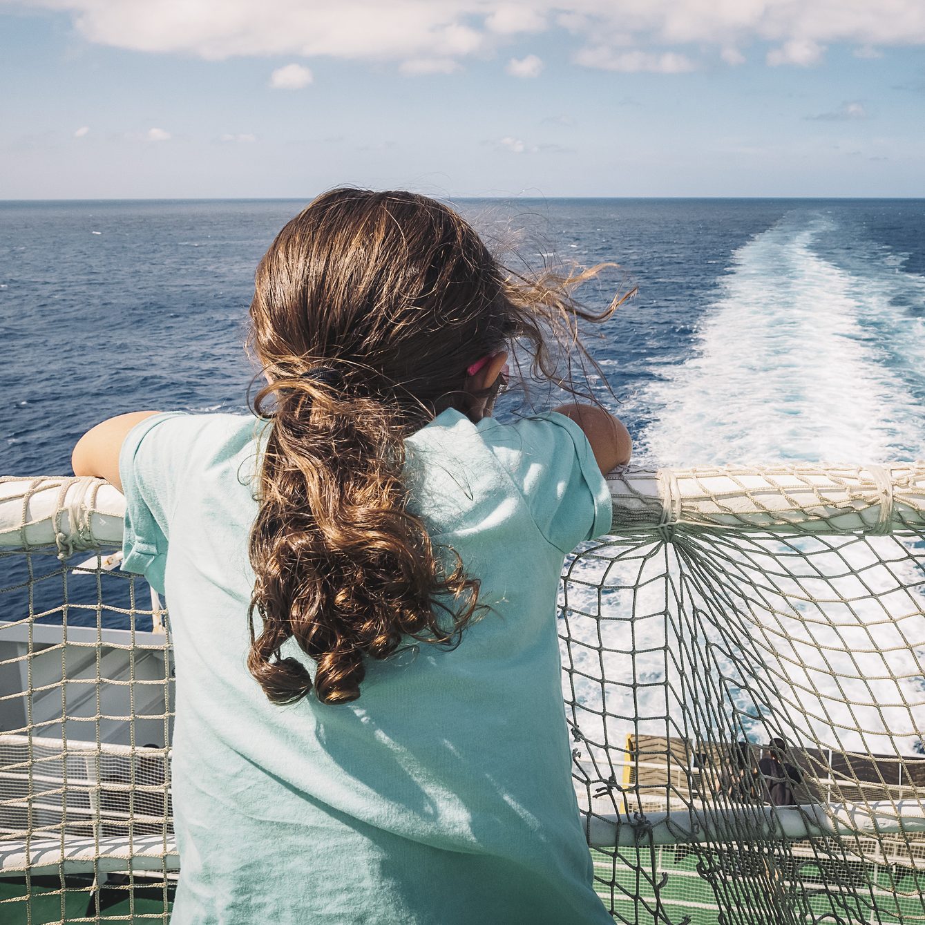 looking at the foam that leaves behind the ship