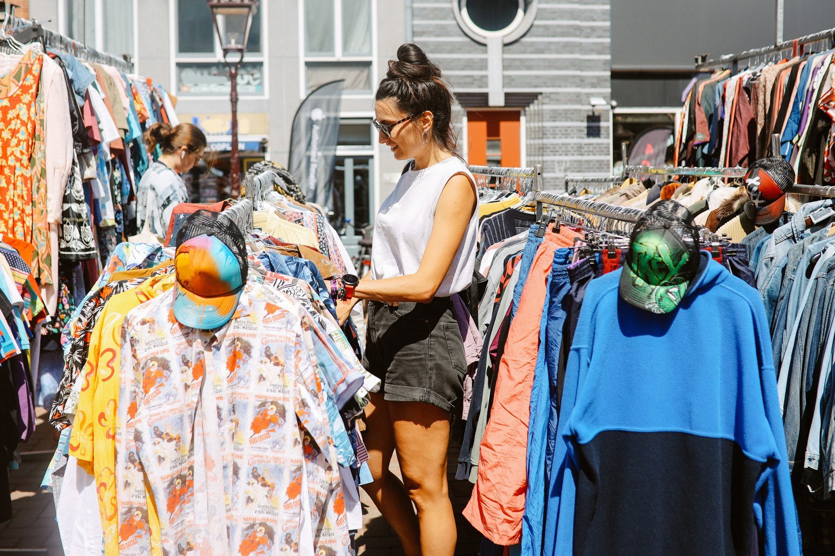 shopping in the Amsterdam open market