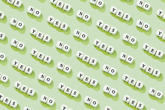 yes and no on green background