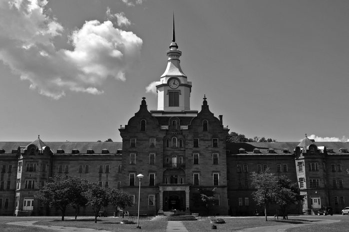 US-HISTORY-ASYLUM 1/26