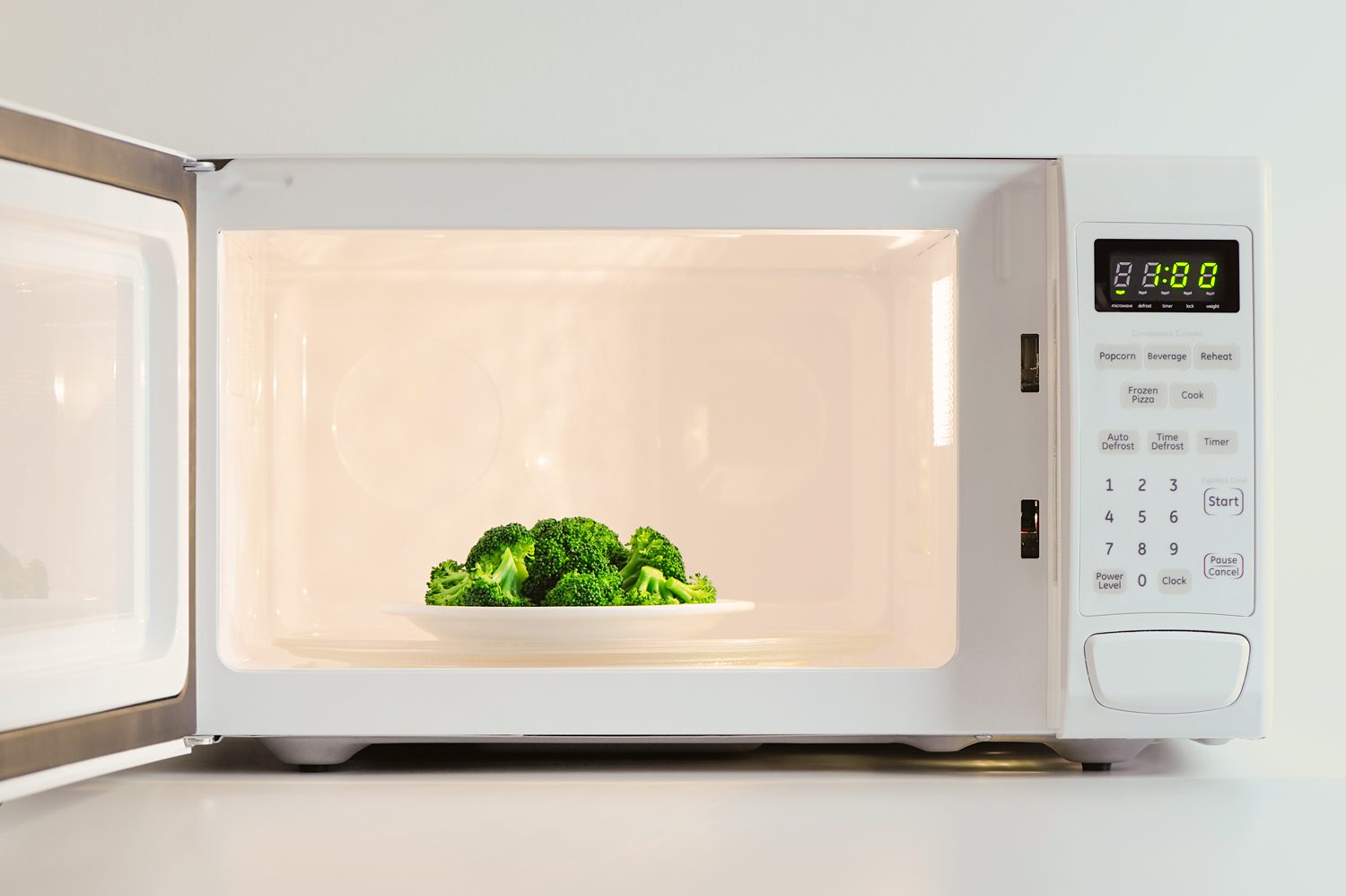 If You’re Not Using This Microwave Button, You Need to Start