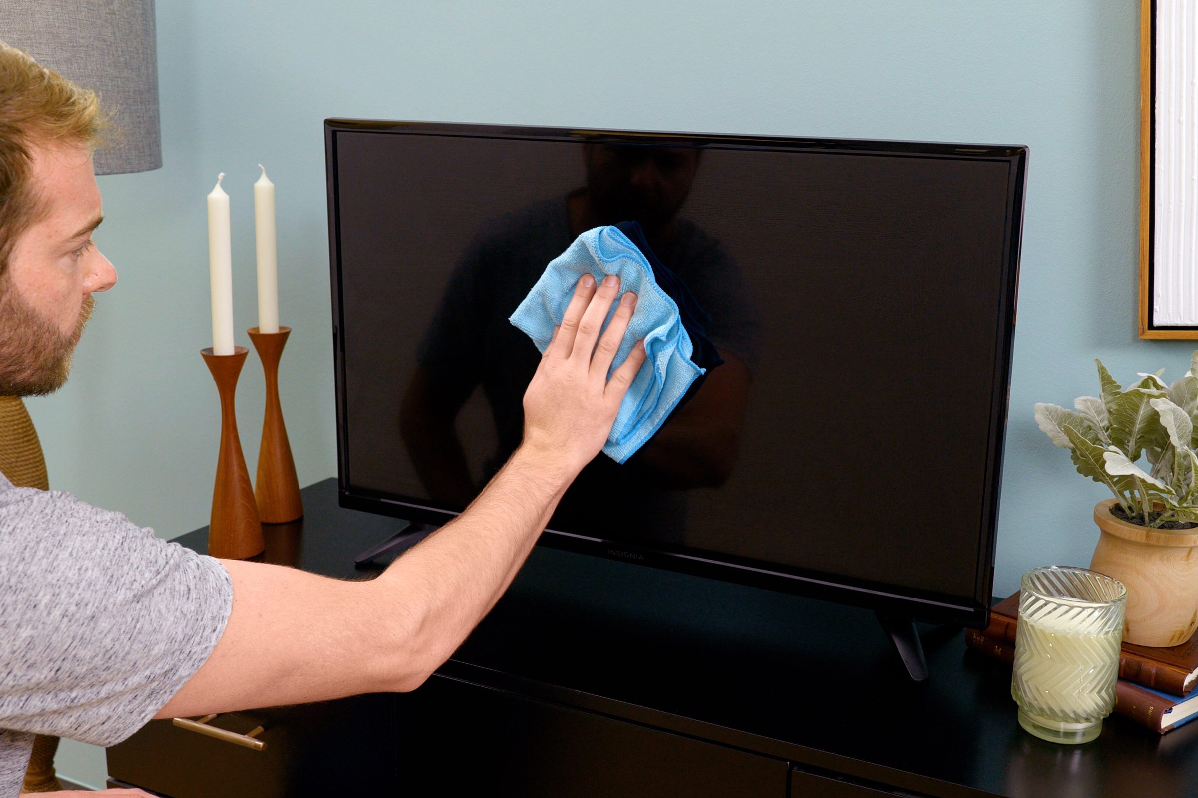 How to Clean a TV Screen for the Clearest Picture