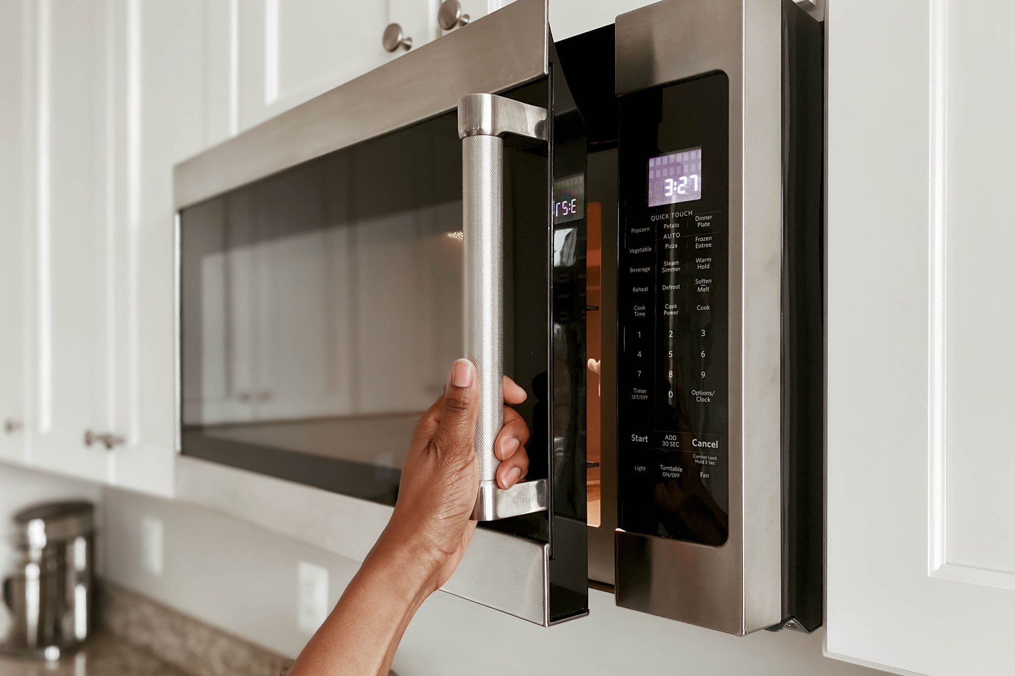 How to Clean Your Microwave the Right Way, According to Cleaning Experts