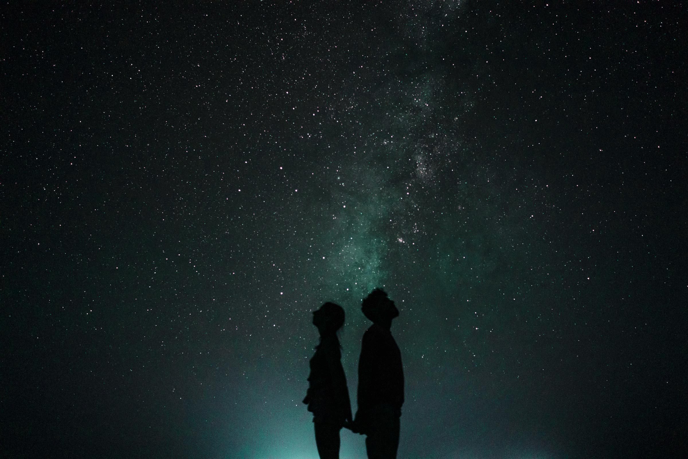 couple looking at stars