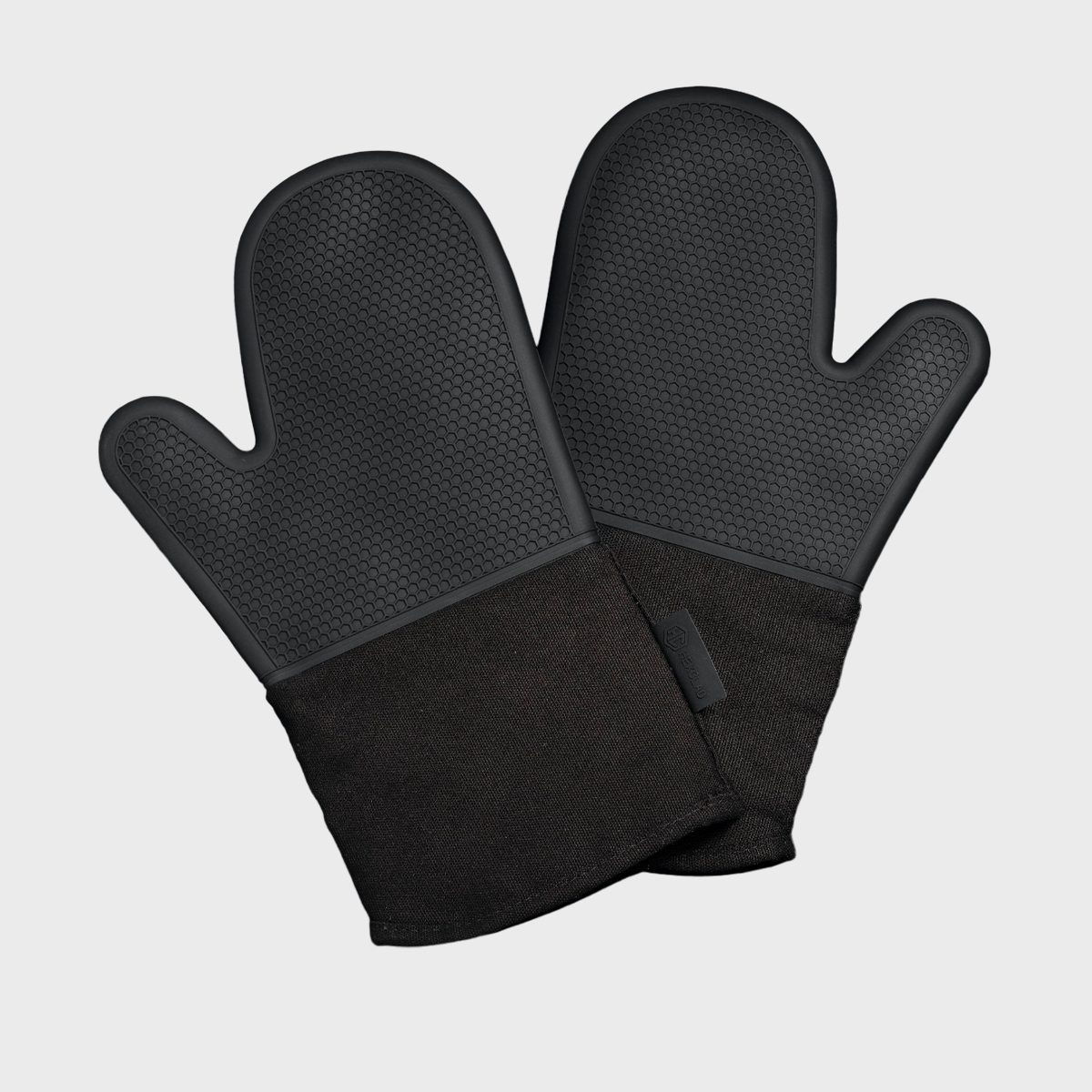 Hexclad Hot Mitt Set Ecomm Via Hexclad.com