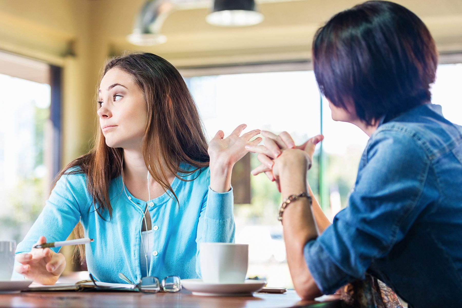 15 Rude Conversation Habits You Need To Stop Asap Gettyimages 533343537