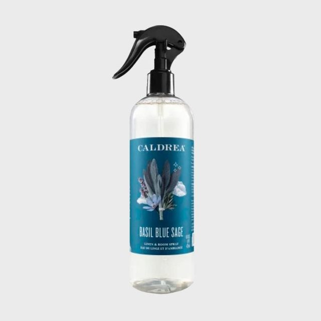 Bottle displays a trigger spray with 